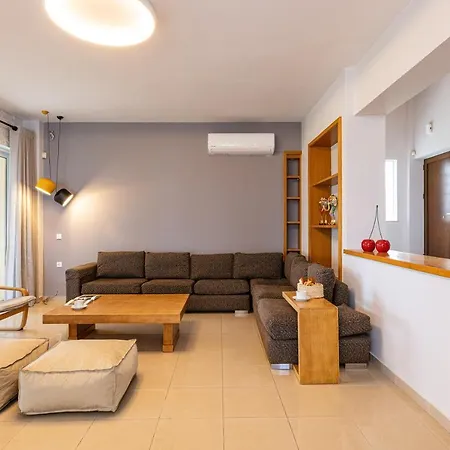 Thetree Villa, With Heated Pool & Whirlpool Villa Gállos