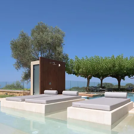 Thetree Villa, With Heated Pool & Whirlpool Villa Gállos